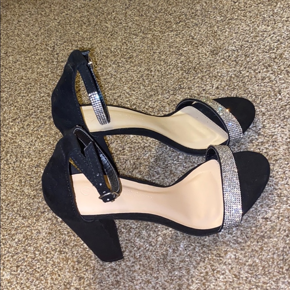 Size 7 high heels